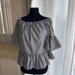 Style envy Black and white gingham off the shoulders top. Size S